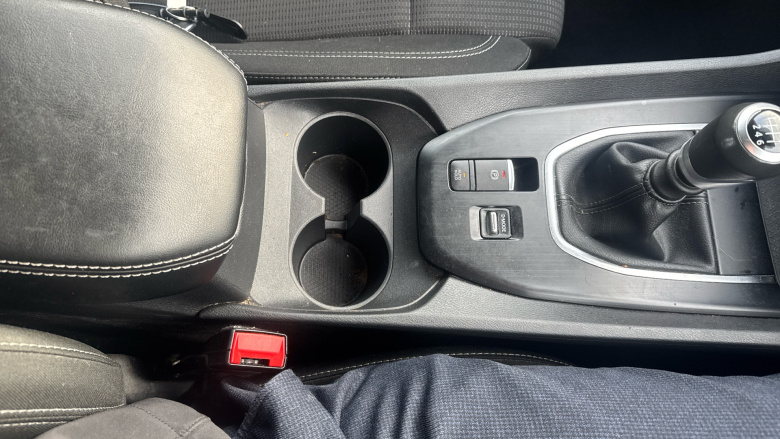 Nissan Qashqai 1.3 DiG-T MH Acenta Premium 5dr Petrol Hatchback